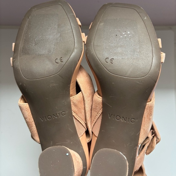 Vionic Garnet Yasmin Heeled Sandal Sz 6M - Picture 6 of 6